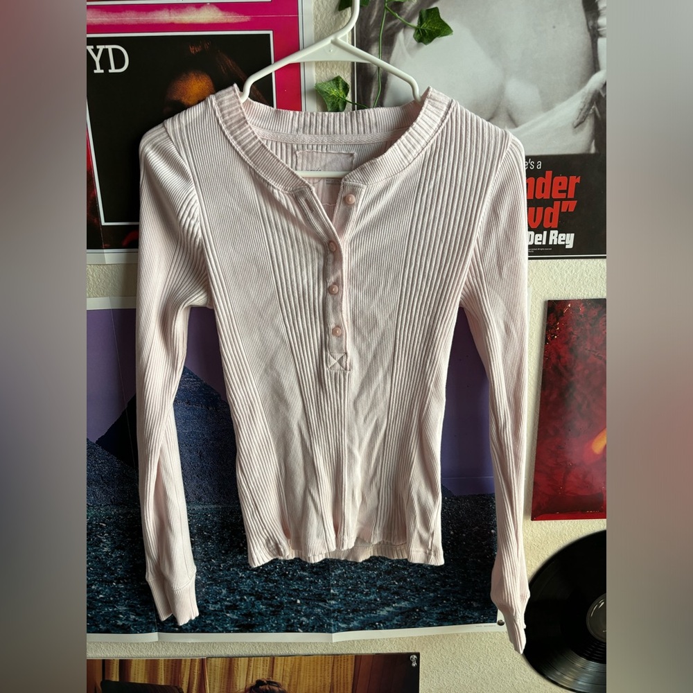American Eagle long sleeve top